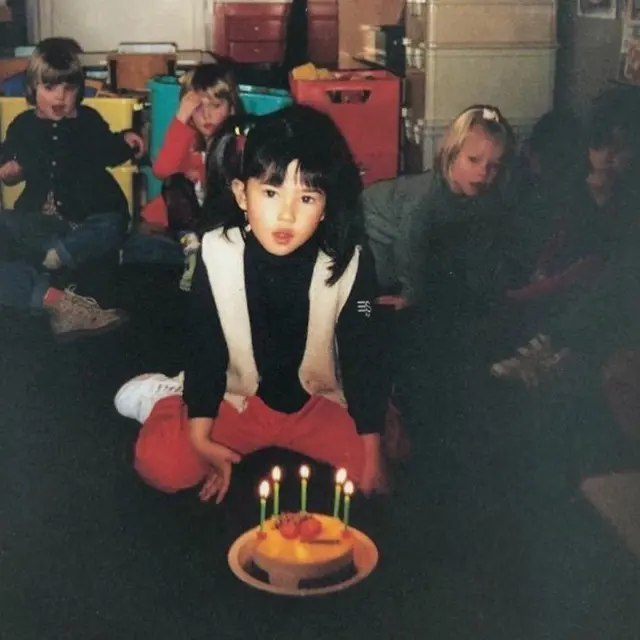 Isyana Sarasvati masa kecil (Instagram/isyanasarasvati)