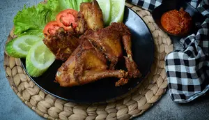 Resep Ayam Goreng Jadul Ala Rumahan, Gurih Meresap dan Bikin Ingat Masakan Ibu
