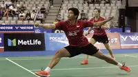 Pasangan Indonesia, Praveen Jordan/Debby Susanto, saat bertanding melawan pasangan China, Wang Yilyu/Huang Dongping pada Korea Terbuka 2017, Minggu (17/9/2017). Praveen/Debby menang 21-17, 21-18 atas Wang Yilyu/Huang Dongping. (AP/Ahn Young-joon)