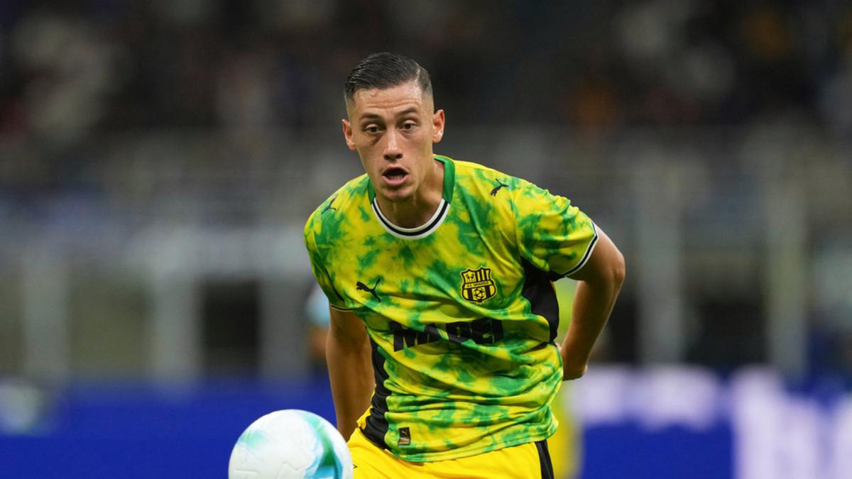 Mulai Sering Catat Clean Sheet, Jay Idzes Antusias Hadapi AS Roma Akhir Pekan Ini