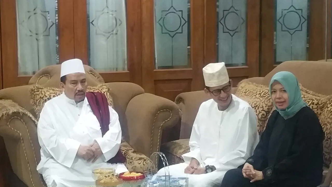 Sandiaga Uno dan Istri (Liputan6.com/Nanda Perdana Putra)