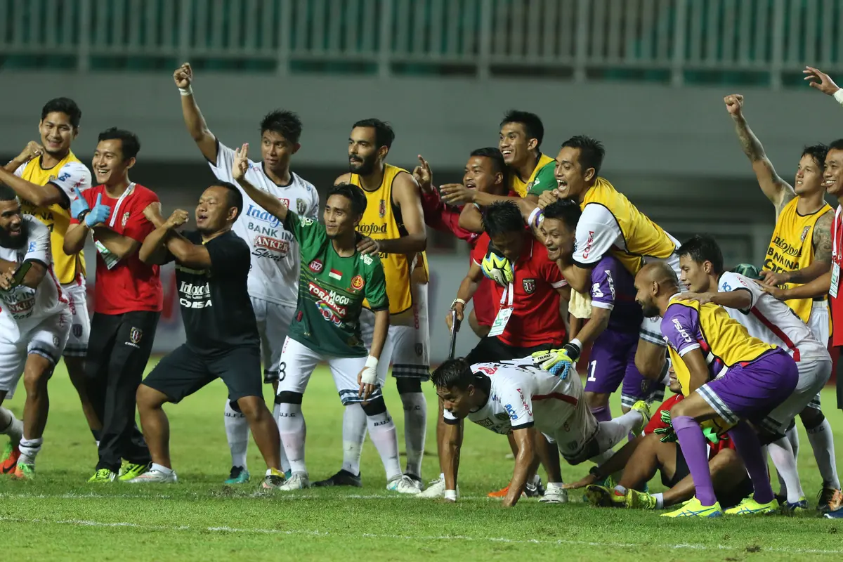 Irfan Bachdim Dua Gol, Bali United Bungkam PS TNI 