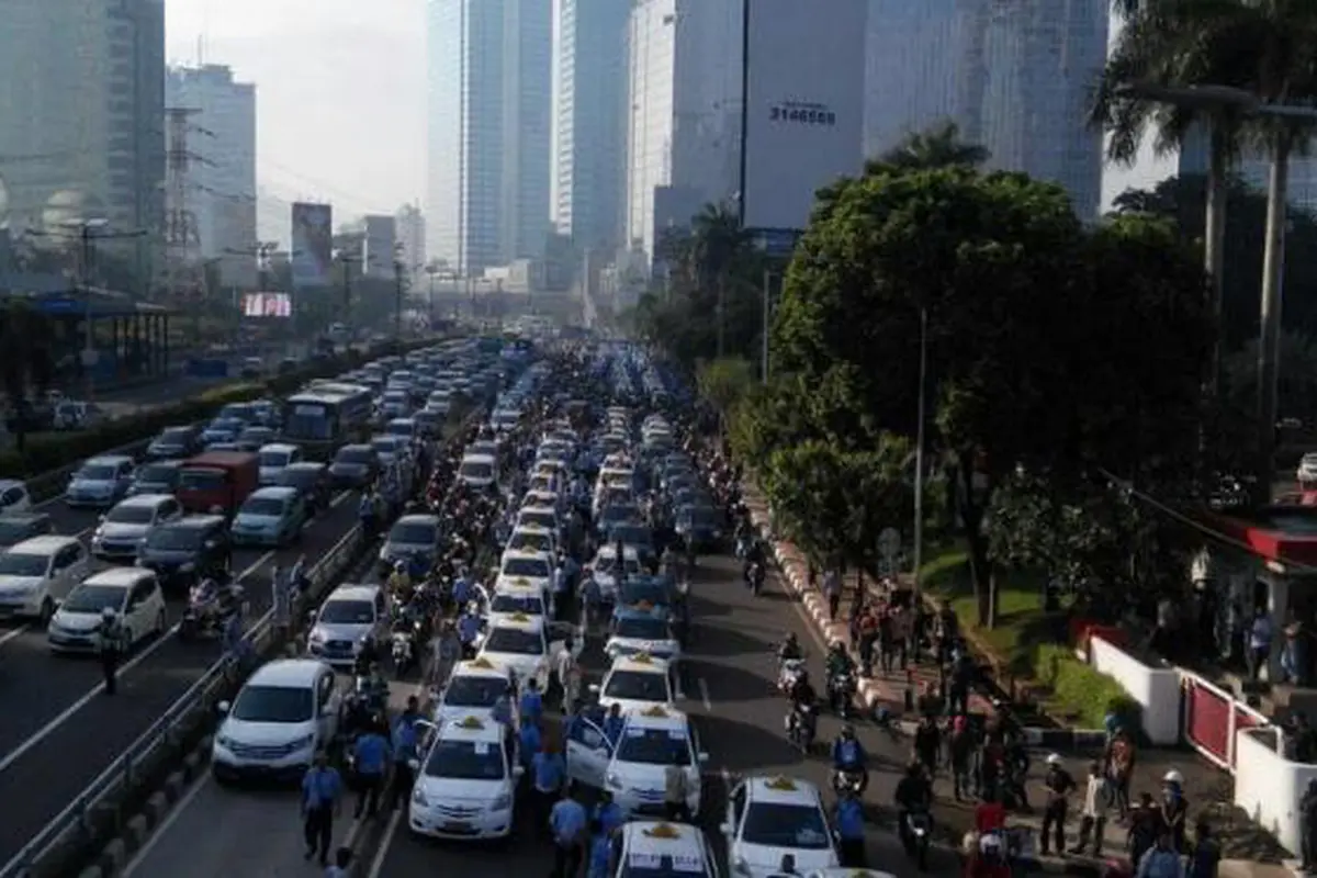 Ini Kicauan Terakhir Pengemudi Taksi yang Ikut Demo 