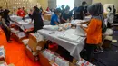 Berdasarkan data, KPU Kota Tangerang Selatan telah menerima sebanyak 19.134 kotak suara, dengan pembagian kebutuhan di PPK sebanyak 14 dan kebutuhan di TPS sebanyak 19.120 kotak suara. (merdeka.com/Arie Basuki)