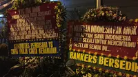 Karangan Bunga untuk Ahok Mulai Penuhi Halaman Rutan Cipinang