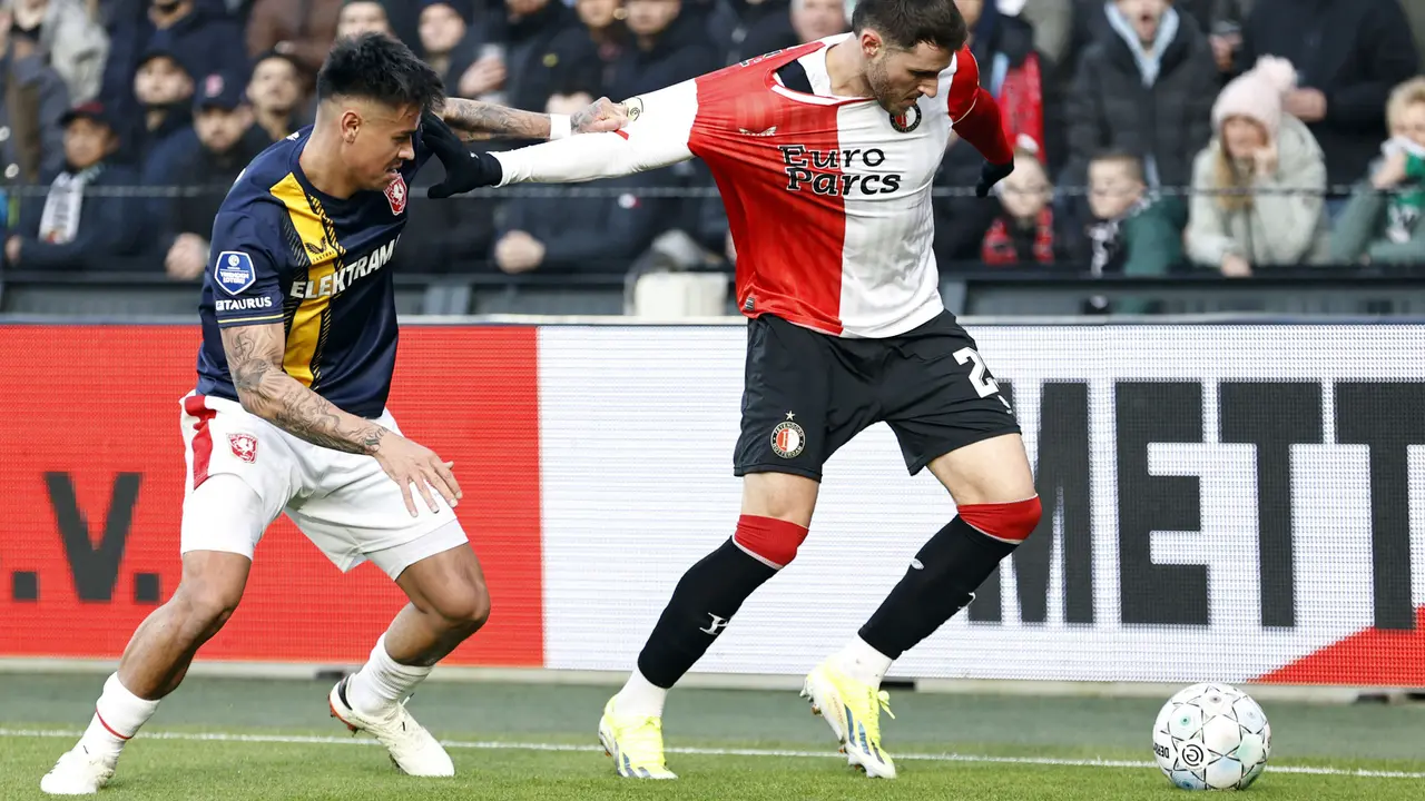 Foto: Deretan Aksi Mees Hilgers bersama Twente, Proses Naturalisasinya Kini Sudah Disetujui Komisi III dan X DPR RI
