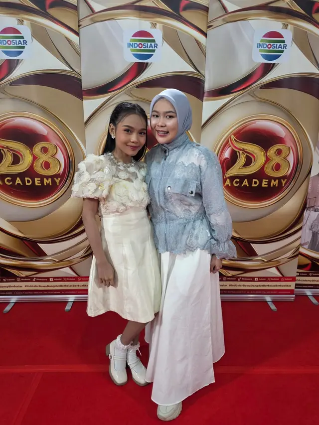 Selfi Yamma Hadir Sebagai Juri Audisi Offline D'Academy 8 di Kabupaten Sidrap Bersama Andi Syaqirah DA7 Sebagai Bintang Tamu