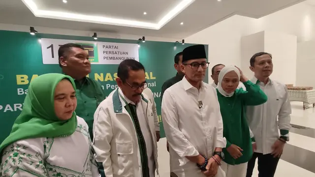 Ketua Badan Pemenangan Pemilu (Bappilu) PPP Sandiaga Uno usai memimpin rapat strategi pemenangan PPP di Pemilu 2024 di Jalan Sriwijaya, Jakarta, Minggu (6/8/2023).