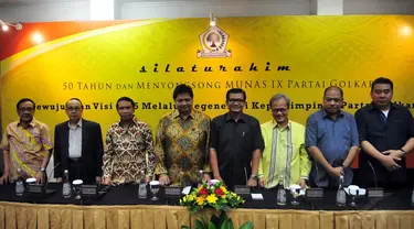 Sejumlah tokoh memperingati 50 tahun Golkar dan menyongsong Munas IX Partai Golkar 2015 di Jakarta, Kamis (30/10/2014). (Liputan6.com/Johan Tallo)