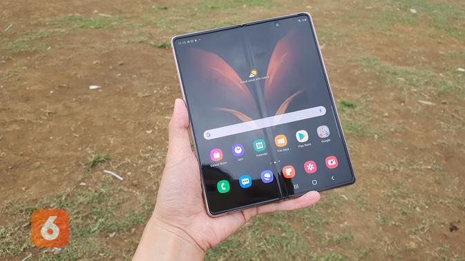 Galaxy Z Fold 2, smartphone layar lipat ketiga Samsung sekaligus sebagai penerus Galaxy Fold (Foto: Samsung)