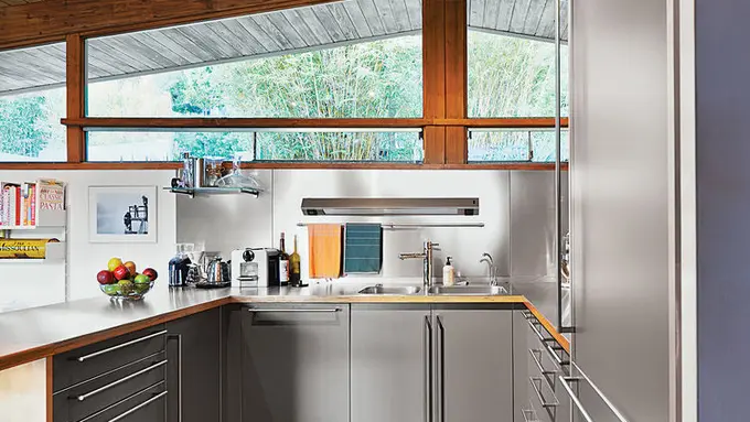 5 Desain Lemari Unik yang Sanggup Mengubah Suasana Dapurmu