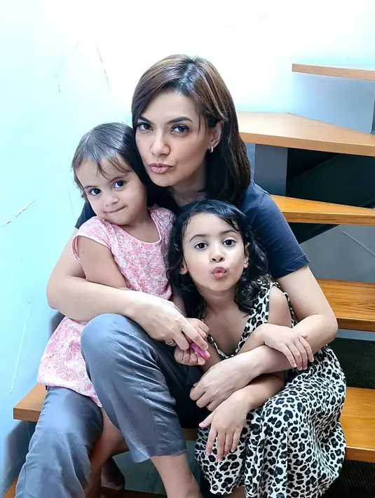 (Instagram/najwashihab)