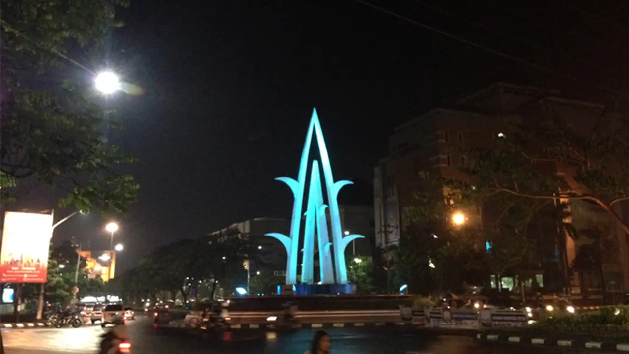 Potret Kota Semarang yang Makin Terang dengan Lampu Hemat Energi