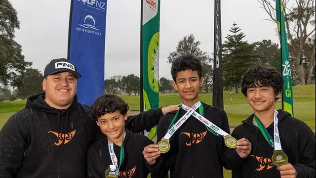 Baru Main 3 Ronde Seumur Hidup, Remaja Asal New Zealand Menang Turnamen Golf Nasional