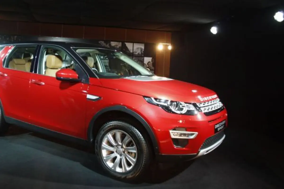 Tata Siapkan SUV Adik Tiri Discovery Sport