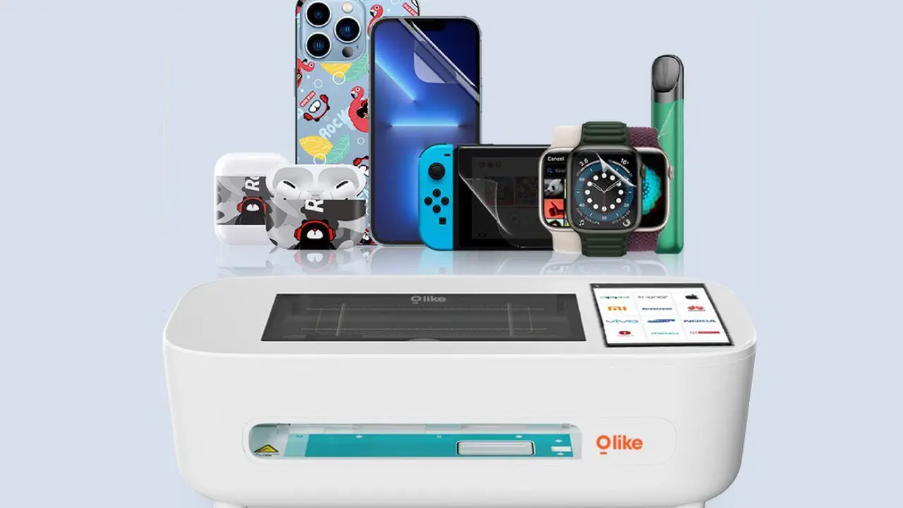 Mesin pemotong antigores untuk layar smartphone