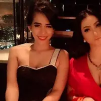 Amel Alvi  (Instagram/@amelalvi_)