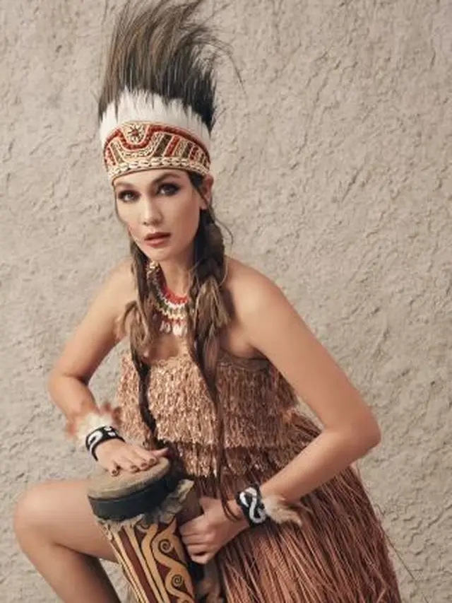 Luna Maya rayakan HUT Kemerdekaan RI ke-77 (Instagram/lunamaya)