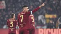 Kapten AS Roma, Lorenzo Pellegrini pada Derby della Capitale melawan Lazio. (X/AS Roma)