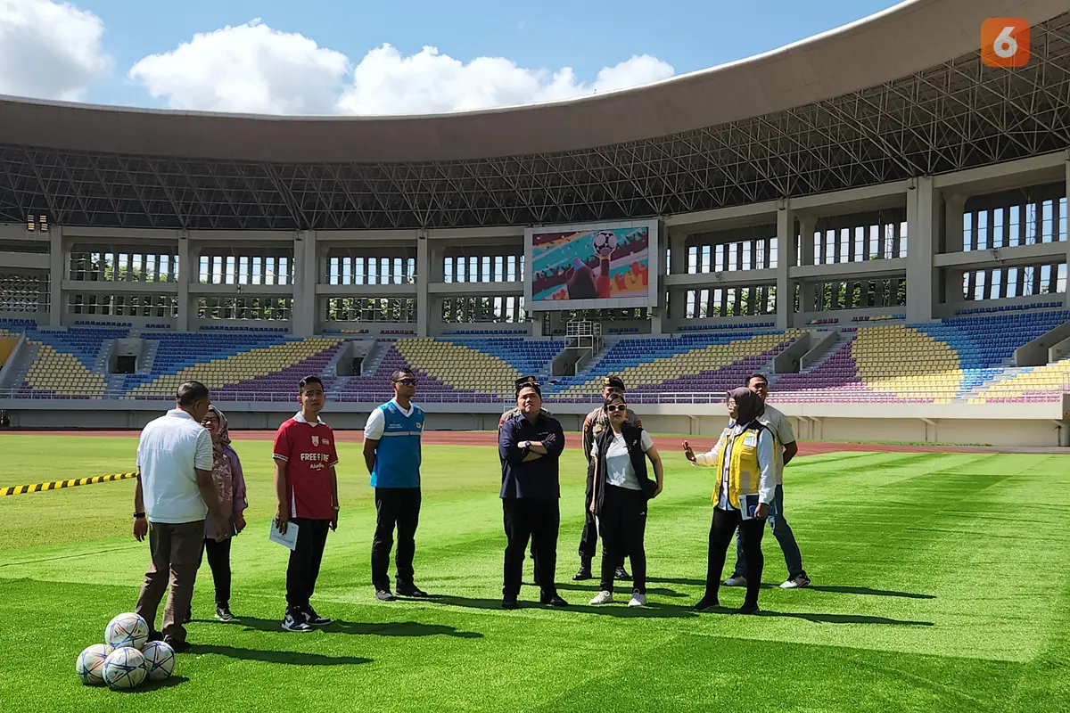 Gibran Pamer Sejumlah Fasilitas Stadion Manahan Usai Renovasi