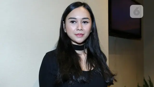 [Bintang] Aura Kasih