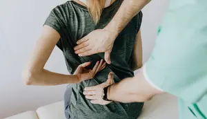 Osteoporosis Kerap Diketahui saat Patah Tulang, Perempuan Lebih Berisiko