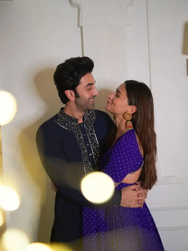 Perayaan Diwali Alia Bhatt (Foto: Instagram/@aliaabhatt)