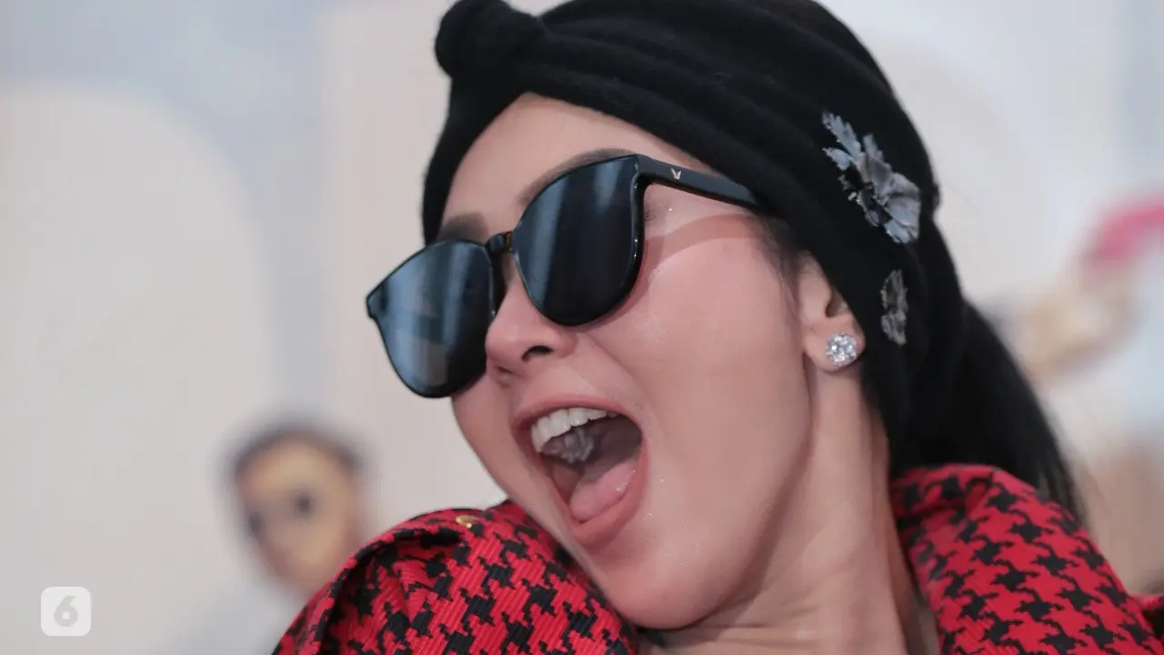 [Bintang] Syahrini