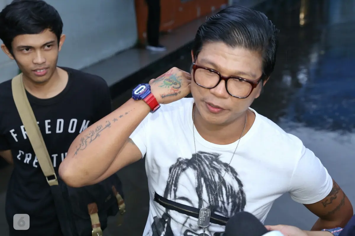 [Bintang] Andika Kangen Band dan Pramugari