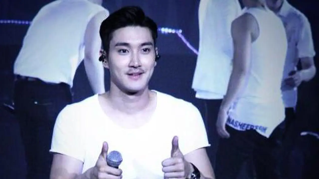 Siwon `Super Junior` Ucapkan Selamat Untuk Dirinya