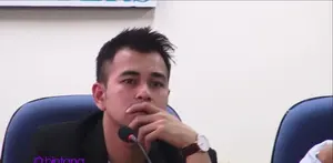 Sebelumnya beredar kabar, bahwa Raffi Ahmad menjadi korban pemerasan dan pengancaman. Tetapi kabar burung tersebut dibantah keras oleh Raffi Ahmad.