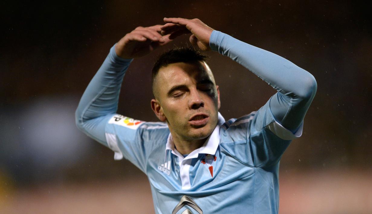 Ekspresi striker Celta Vigo, Iago Aspas, setelah mencetak gol ke gawang Deportivo La Coruna dalam laga La Liga Spanyol di Stadion Balaidos, Vigo, (2/4/2016). (AFP/Miguel Riopa)