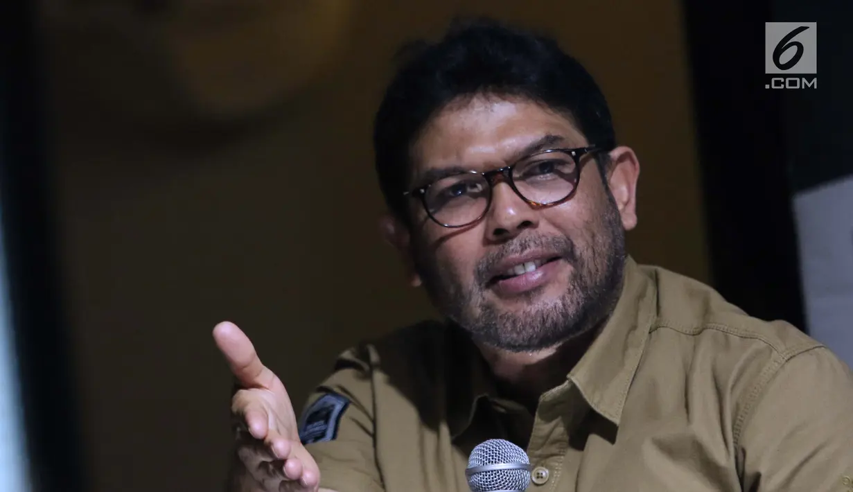 Anggota Komisi III DPR Fraksi PKS, M Nasir Djamil saat diskusi bertema KPK adalah Kunci yang digelar di Jakarta, Sabtu (7/9/2019). Diskusi membahas polemik revisi UU KPK dan dampaknya. (Liputan6.com/Helmi Fithriansyah)