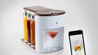 Robot bartender ini mampu membuat cocktail dengan sekali tap saja pada smartphone Anda. (Doc: Abc)