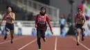 Pelari Indonesia, Tiarani Karisma, beradu cepat pada final Asian Para Games cabang atletik nomor lari 100 meter T42 / T63 di SUGBK, Jakarta, Rabu (10/10/2018). (Bola.com/Vitalis Yogi Trisna)