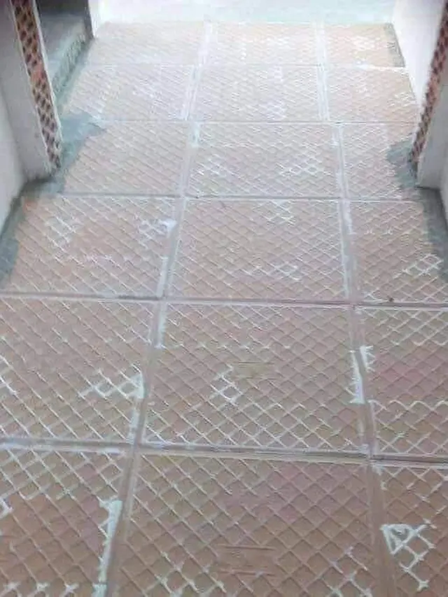 6 Hasil Kerja Kuli Bangunan Belum Gajian Ini Ngawur, Mandor Senyum Tipis