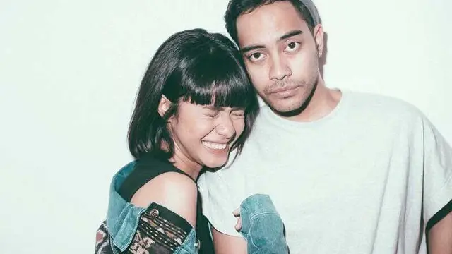 Vokalis Kakak Beradik