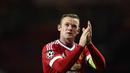 Musim ini Rooney gagal menunjukan penampilan terbaiknya, dirinya dianggap sudah mengalami penurunan performa. (AFP Photo/Paul Ellis)