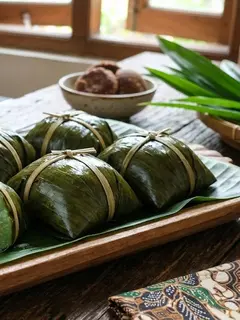 Resep kue bugis isi kelapa yang empuk dan tidak pecah saat dikukus. [AI Generated]