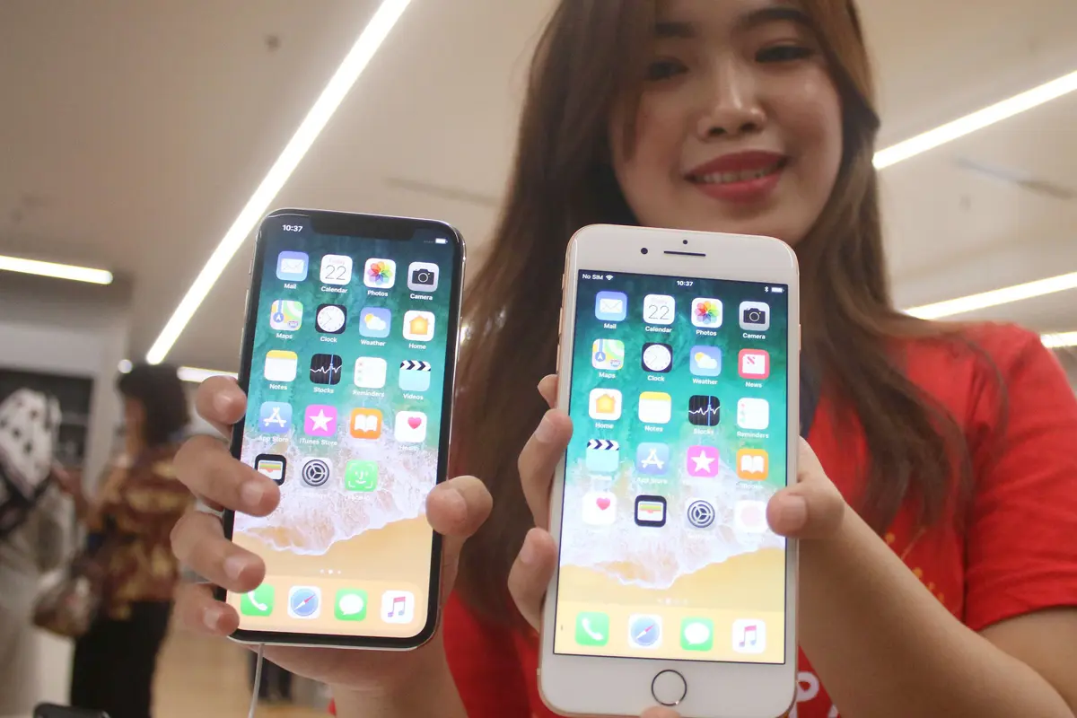 PHOTO: Rela Antre Demi Dapatkan iPhone x dan iPhone 8