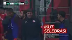 Berita Video, Pelatih Klub Liga Meksiko Ini Ikut Melakukan Selebrasi Usai Mendapat Kartu Merah