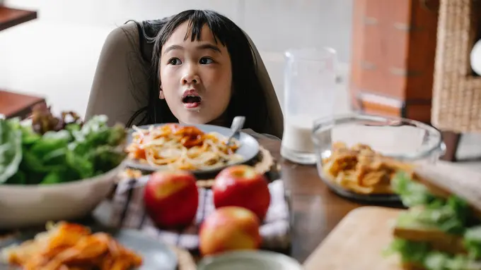 Kenali Alasan Anak Tidak Mau Makan dan Cara Mengatasinya