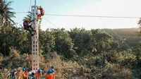 PLN terjunkan personel bantu pulihkan listrik di NTT. (Dok PLN)