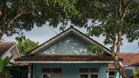 6 Pilihan Warna Cat Rumah untuk Daerah Lembap, Lengkap dengan Rekomendasi Merk