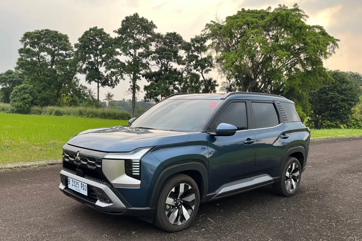 Mitsubishi Destinator