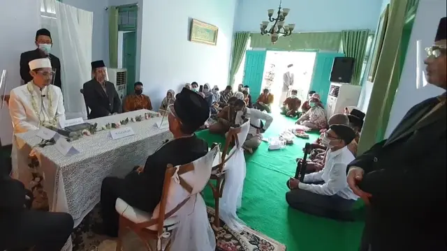 Resmi Menikah, Ini 6 Momen Akad Nikah Royyan Dzakiy Ketua BEM ITB