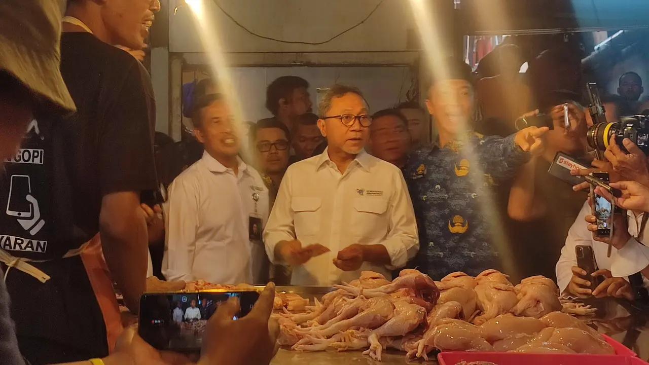 Menteri Perdagangan (Mendag) Zulkifli Hasan mengatakan harga gabah kering panen di petani sangat tinggi. Menurutnya, saat ini di kisaran Rp 7.000-Rp 8.000 per kg