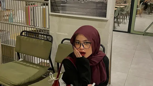 Profil dan Potret Cantik Kesya Tamara Anak Limbad yang Curi Perhatian Netizen. (instagram/kysatmr)