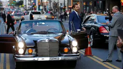 Aktor Russell Crowe (kiri) dan Ryan Gosling saat premiere film terbaru mereka " The Nice Guys " , Hollywood , AS , 10 Mei 2016. Film bercerita tentang dua orang yang tidak sengaja terlibat dalam kasus kriminal berbahaya. (REUTERS / Mario Anzuoni)