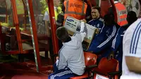 Mourinho Beri Hadiah Televisi untuk Pemain Cadangan